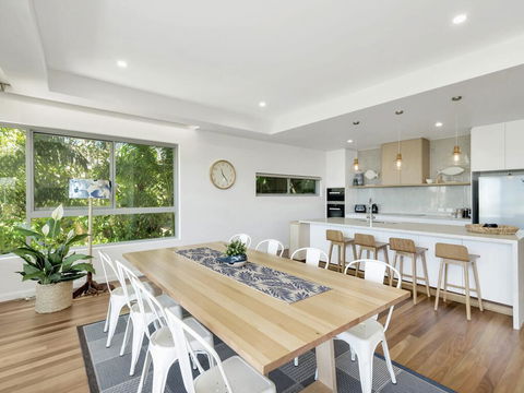 Luxury On Currumbin Beach - Accommodation Fremantle 1
