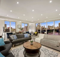 Luxury Penthouse 3BDR Inner City LRG Group WIFI - Accommodation Fremantle