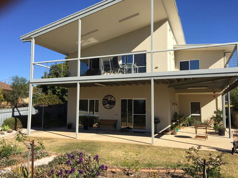 Lyreen's Apartment - Accommodation Fremantle 0