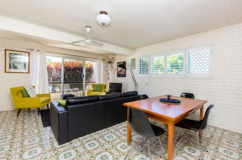 Lyrona - 3/35 Avocet Parade - Accommodation Fremantle 2