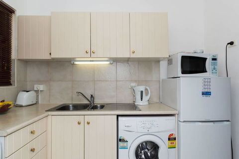 M104 Central Location In Free Transit Zone - Accommodation Fremantle 3