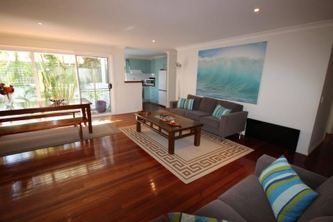 MAGIC BEACH HOUSE - PET FRIENDLY - Accommodation Fremantle 0