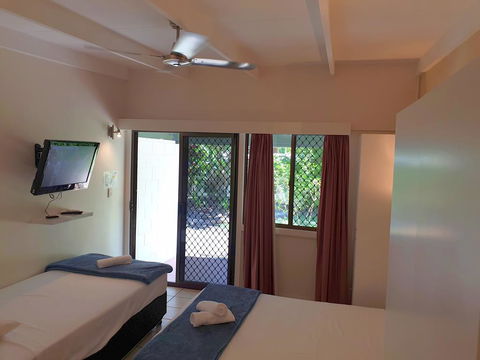 Magnetic Island Resort, Sleeps 3, Free WIFI - Accommodation Fremantle 0