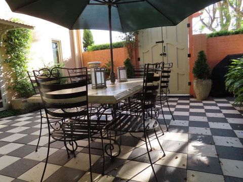 Maison De May Boutique Bed & Breakfast - Accommodation Fremantle 1