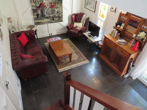 Maison De May Boutique Bed & Breakfast - Accommodation Fremantle 3