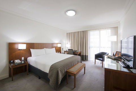 Majestic Roof Garden Hotel - Accommodation Fremantle 0