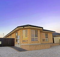 Marina Holiday Home - Accommodation Fremantle