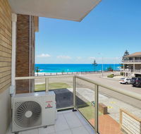 Marine Court - The Entrance - Accommodation Fremantle
