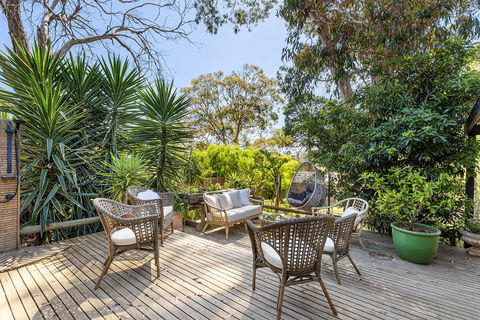 MARTHA COTTAGE - MT MARTHA - Accommodation Fremantle 1
