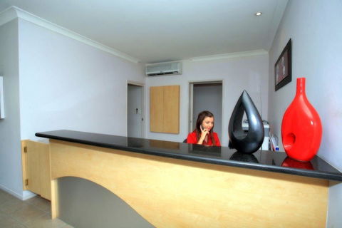 Mayfair Motel - Accommodation Fremantle 1