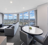 Meriton Suites Adelaide Street - Accommodation Fremantle
