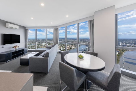 Meriton Suites Adelaide Street - Accommodation Fremantle 0