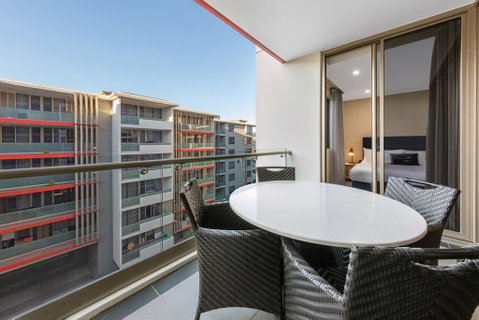 Meriton Suites North Ryde - Accommodation Fremantle 3