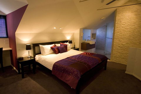 Merlot Verdelho Townhouses - Accommodation Fremantle 0