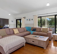 MERMAIDS ON MARENGO - large home with wifi - Accommodation Fremantle