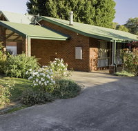 Monty's on Lumley Drive - Accommodation Fremantle