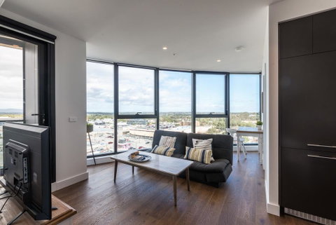 Mountain Park View Luxury 2 Bedroom Apt@Box Hill - Accommodation Fremantle 1