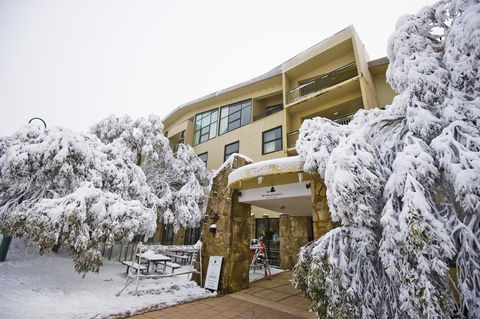 Mt Buller Chalet Hotel & Suites - Accommodation Fremantle 0