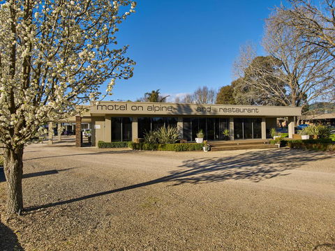 Myrtleford Motel On Alpine - Accommodation Fremantle 0