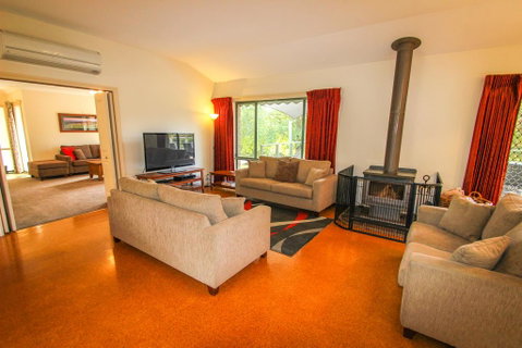 Mystic Mountain Lodge - Accommodation Fremantle 2
