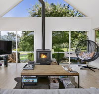 Nafplio Luxury hideaway with open fireplace on 3 acre vineyard water views close to wineries - Accommodation Fremantle