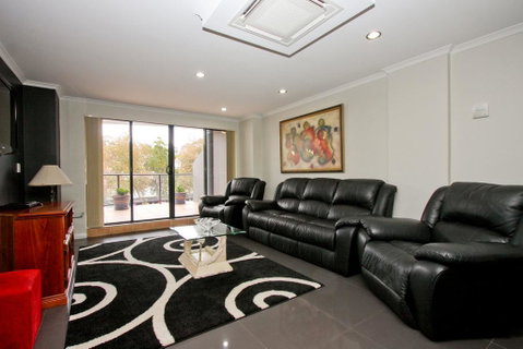 Nautilos On The Harbour - Accommodation Fremantle 3