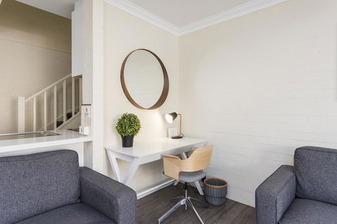 Subiaco Village 30 - Accommodation Fremantle 3