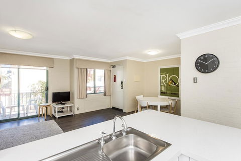 Subiaco Village 30 - Accommodation Fremantle 10