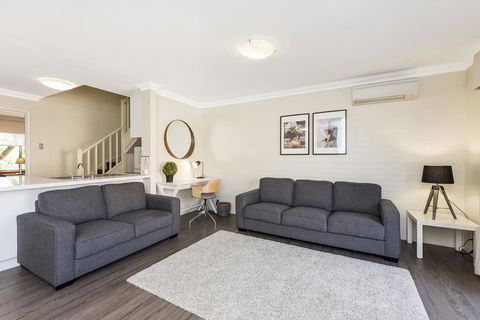 Subiaco Village 30 - Accommodation Fremantle 2