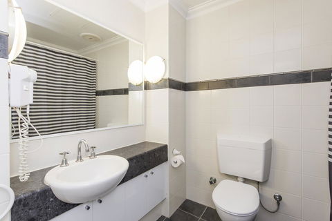 Subiaco Village 30 - Accommodation Fremantle 17