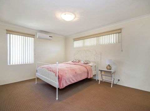Holiday Home Near Perth City / Airport / Stadium / Casino - Accommodation Fremantle 12