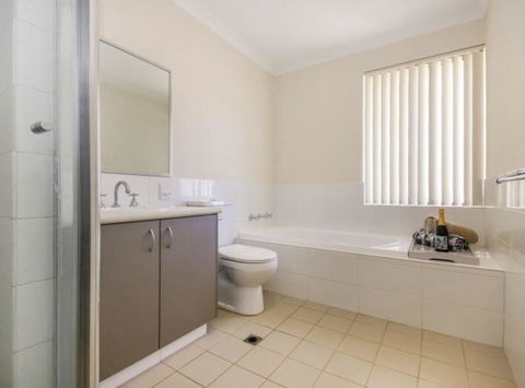 Holiday Home Near Perth City / Airport / Stadium / Casino - Accommodation Fremantle 13