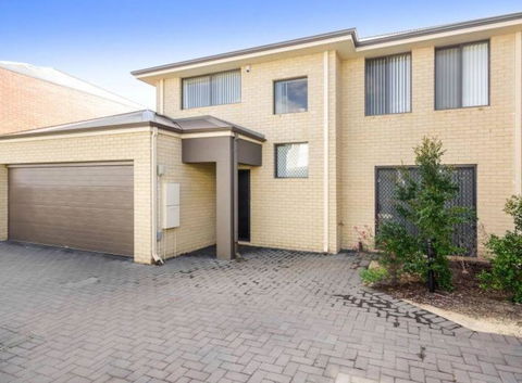 Holiday Home Near Perth City / Airport / Stadium / Casino - Accommodation Fremantle 1