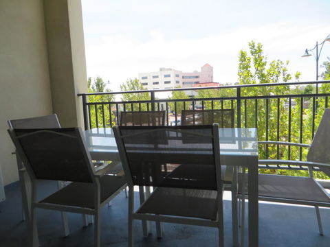 PTApartments - Accommodation Fremantle 14