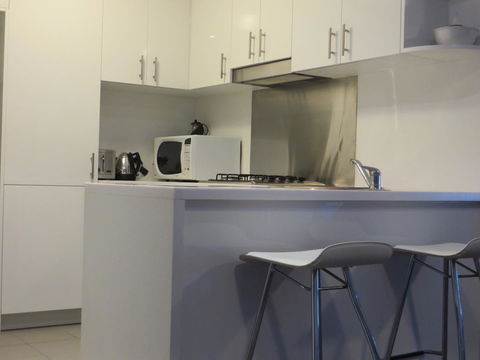 PTApartments - Accommodation Fremantle 8