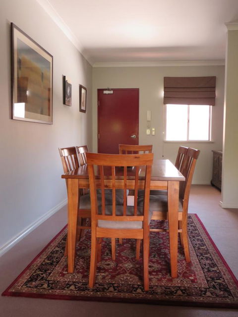 PTApartments - Accommodation Fremantle 3
