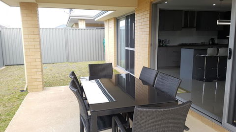 Rainbow Dream House - Accommodation Fremantle 24