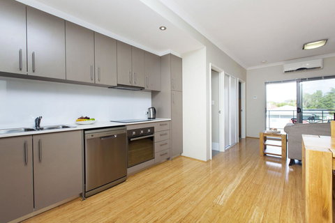 Airport Apartments By Vetroblu - Accommodation Fremantle 5