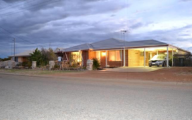 Leeman WA Accommodation Fremantle