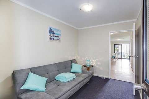 West Beach Lagoon 202 - Quiet & Ground Floor! - Accommodation Fremantle 4