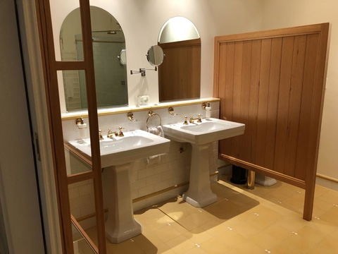 Caves Road Guest Houses - Accommodation Fremantle 5