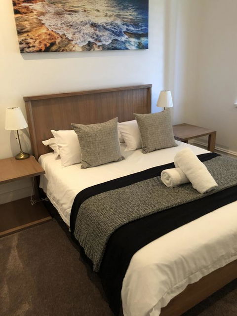 Caves Road Guest Houses - Accommodation Fremantle 7