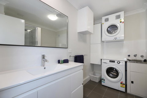 West Beach Lagoon 218 - Outstanding Value! - Accommodation Fremantle 11