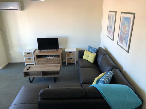 West Beach Lagoon 114 â€“ Ocean Views - Accommodation Fremantle 2