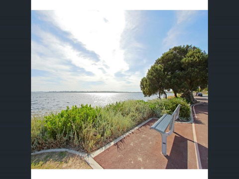 Applecross Village Apartment - Accommodation Fremantle 40