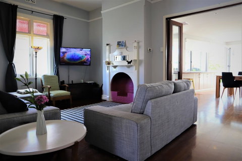 Fremantle Heritage Home For You To Enjoy! - Accommodation Fremantle 17