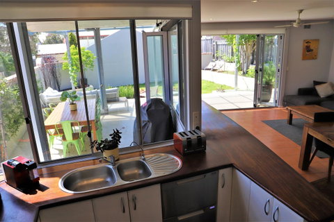 Fremantle Heritage Home For You To Enjoy! - Accommodation Fremantle 7