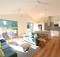 Sunny Blinco Street House - Accommodation Fremantle