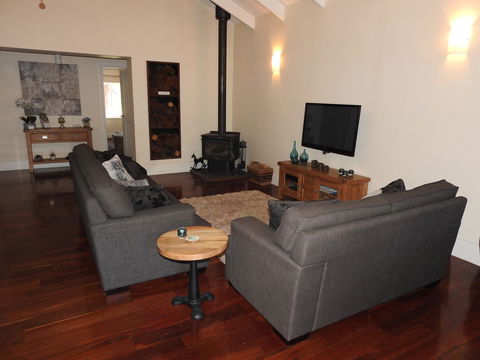 Quiet Escapes Cottages - Accommodation Fremantle 23