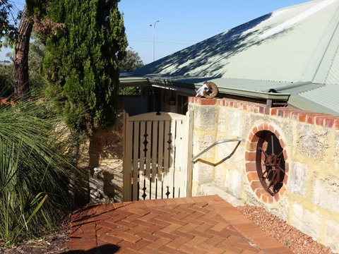 The Blacksmiths Cottage - Accommodation Fremantle 20